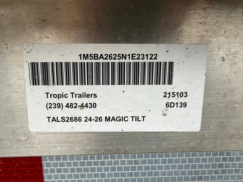 Slide: The Image of Scout 255 LXF 2021 - 22