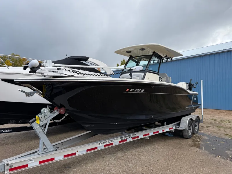 Slide: The Image of Scout 255 LXF 2021 - 4