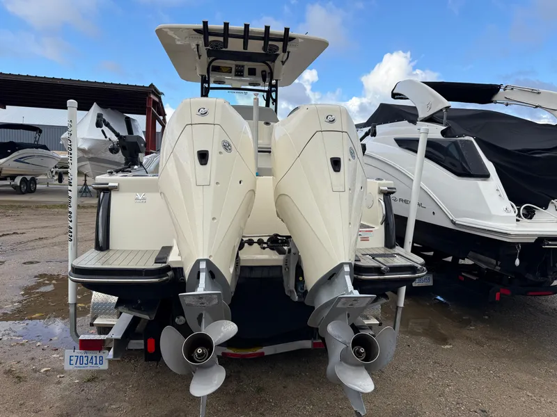 Slide: The Image of Scout 255 LXF 2021 - 6