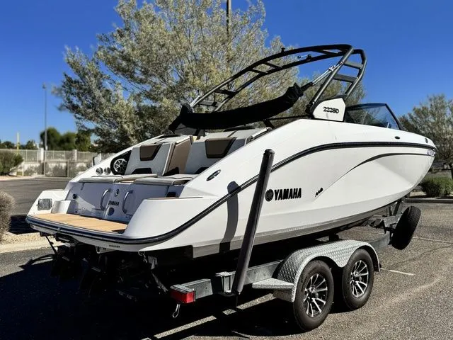 Slide: The Image of Yamaha 222S 2023 - 13