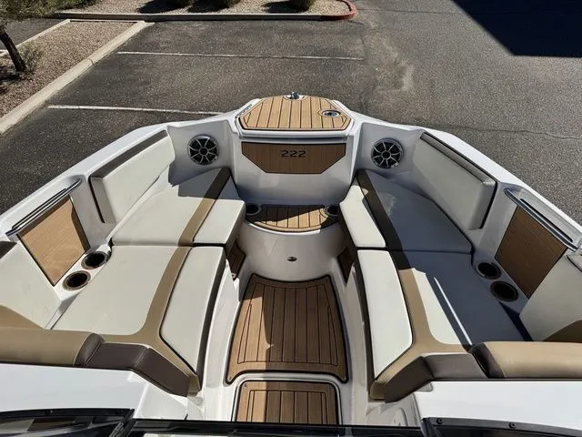 Slide: The Image of Yamaha 222S 2023 - 18