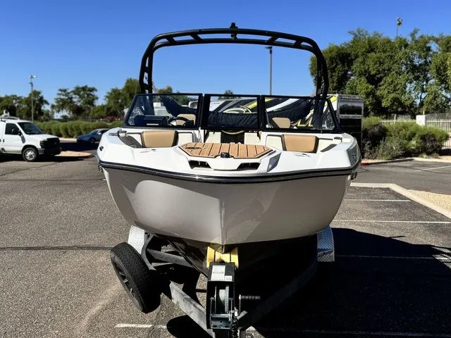 Slide: The Image of Yamaha 222S 2023 - 5