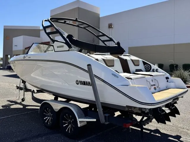 Slide: The Image of Yamaha 222S 2023 - 9