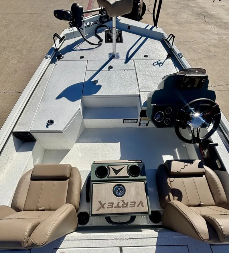 Slide: The Image of Avid 18 Vertex 2025 - 3