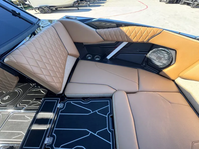 Slide: The Image of Tigé Z3 2026 - 22