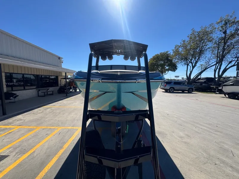 Slide: The Image of Tigé Z3 2026 - 8