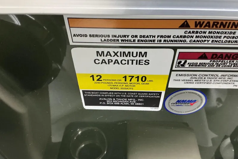 Slide: The Image of Maximum capacity label for Avalon GeoFish Quad Fish 2026, indicating 12 persons or 1710 lbs. - 5