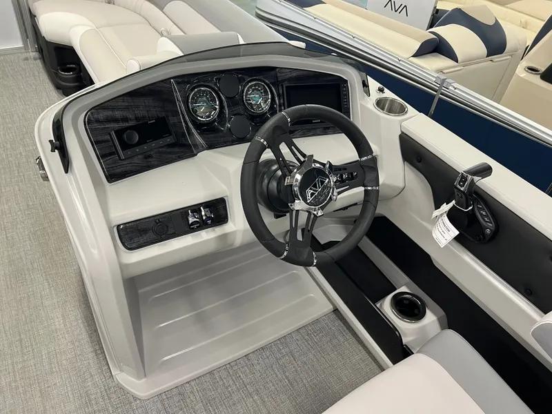 Slide: The Image of Avalon 2585 LSZ Elite 2026 - 10