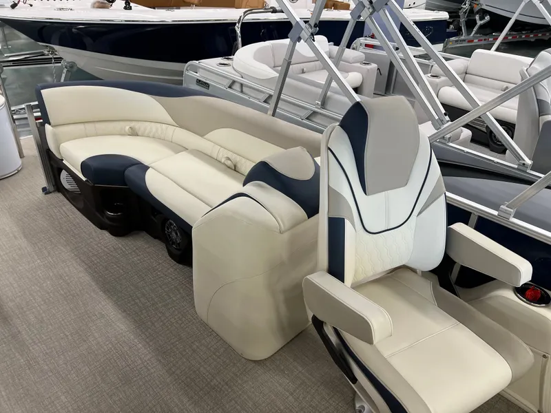 Slide: The Image of Avalon LSZ Quad Lounge - 23' 2026 - 13