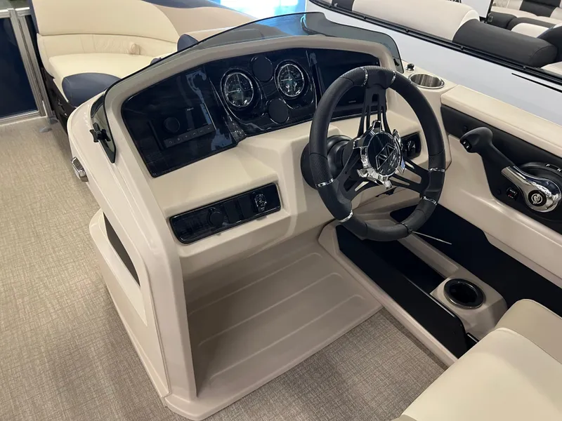 Slide: The Image of Avalon LSZ Quad Lounge - 23' 2026 - 8