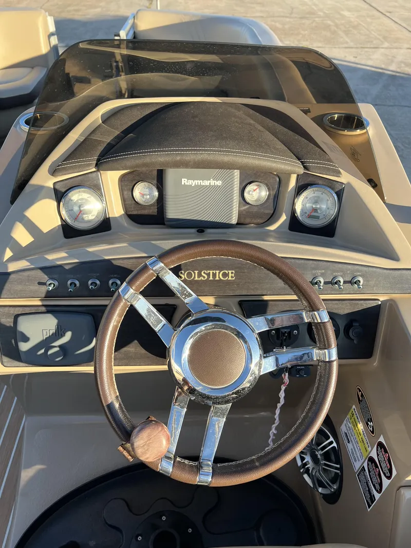 Slide: The Image of Harris Solstice 240 2016 - 12