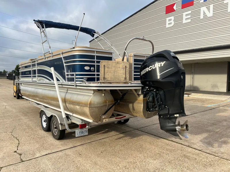 Slide: The Image of Harris Solstice 240 2016 - 3