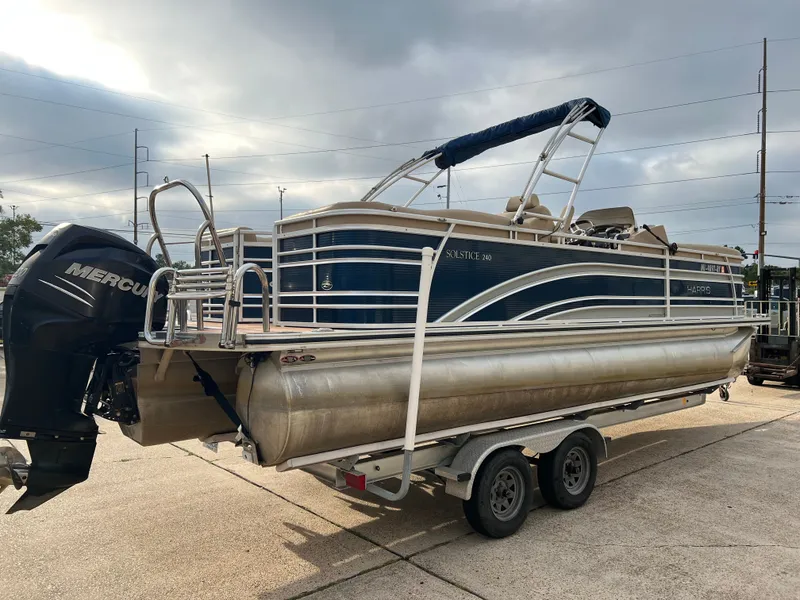 Slide: The Image of Harris Solstice 240 2016 - 5