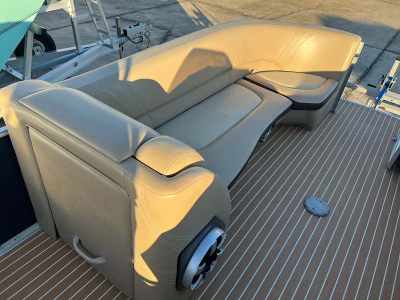 Slide: The Image of Harris Solstice 240 2016 - 8