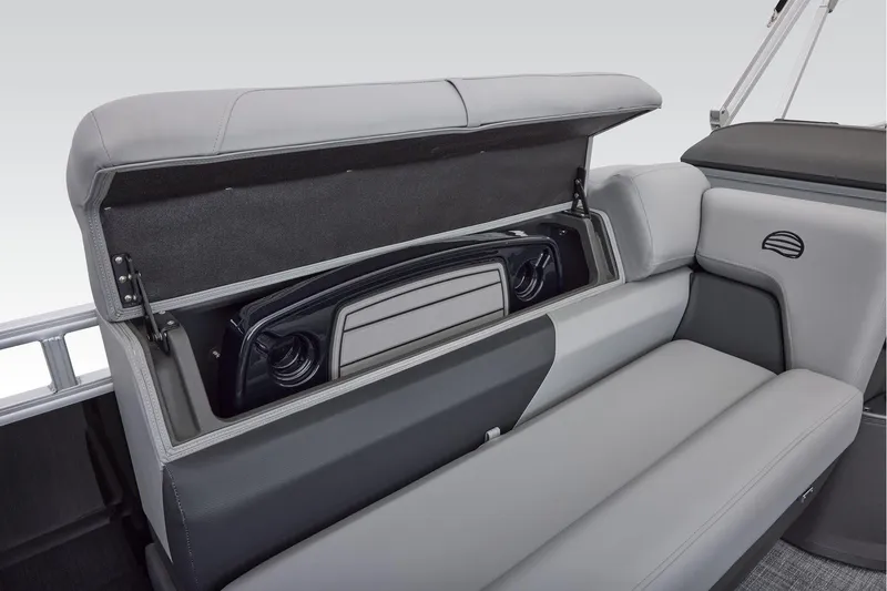 Slide: The Image of Sun Tracker Sportfish 24 XP3 2026 - 48