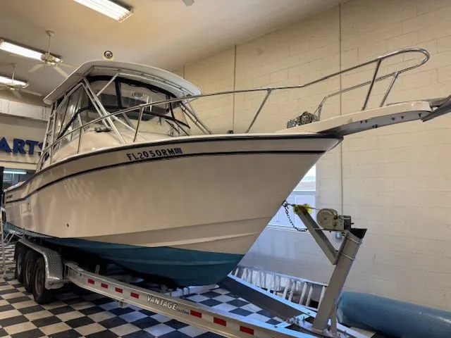 Slide: The Image of Grady-White Express 265 2001 - 15