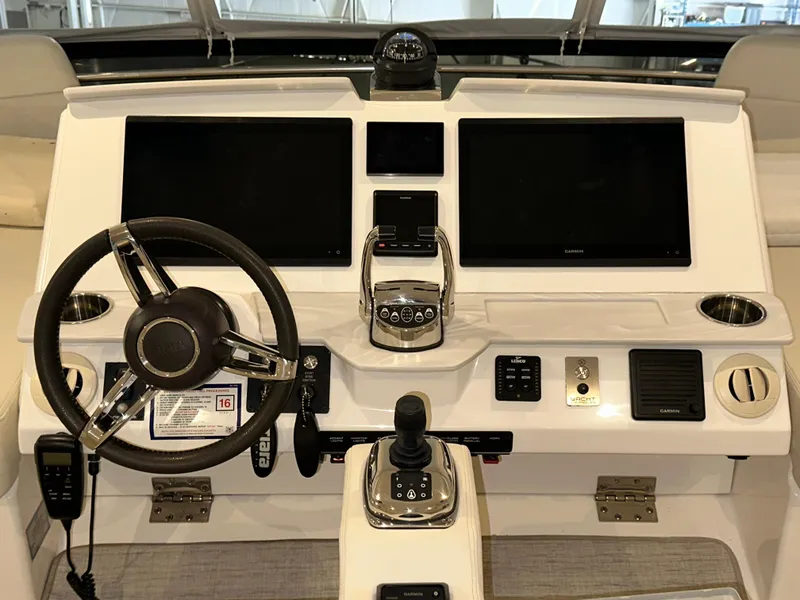 Slide: The Image of Tiara F53 Flybridge 2020 - 57