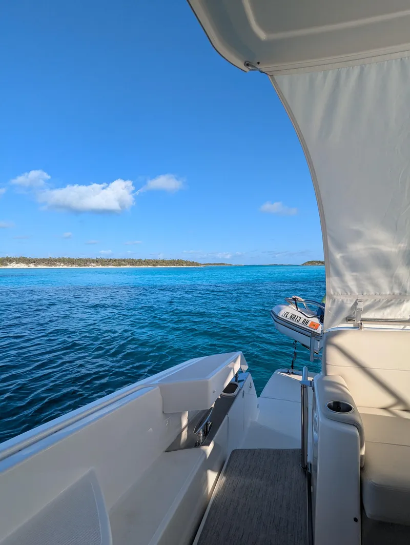 Slide: The Image of Tiara F53 Flybridge 2020 - 64