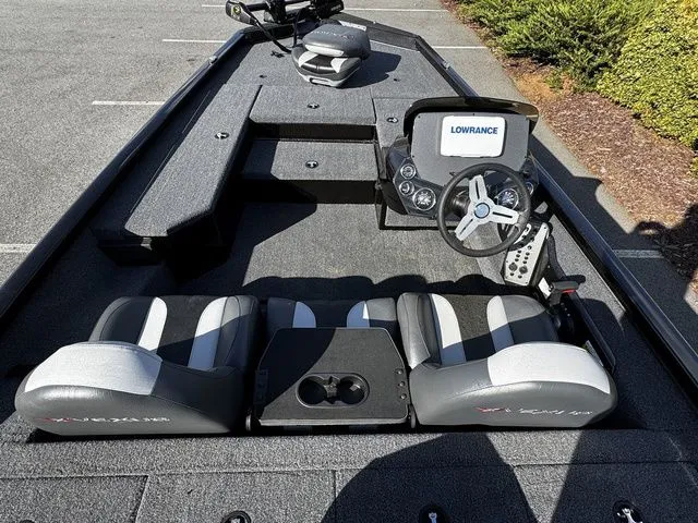 Slide: The Image of 2023 Vexus AVX181 boat interior with Lowrance system and dual seating. - 5