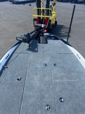 Slide: The Image of 2026 Bass Cat Pantera Classic boat with spacious deck and mounted equipment. - 3