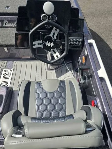 Slide: The Image of 2025 Bass Cat Lynx STS boat interior with dual seats and modern design. - 4