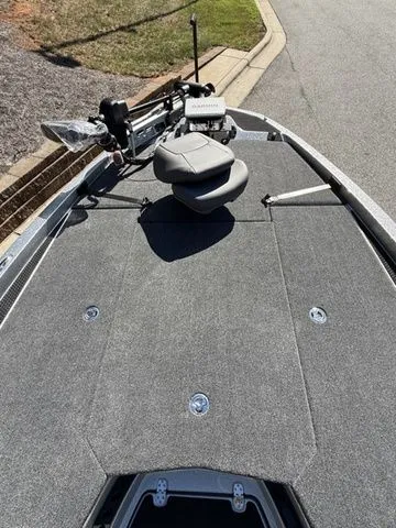 Slide: The Image of 2026 Ikon Boats VLX20 deck with fishing seat and trolling motor. - 9