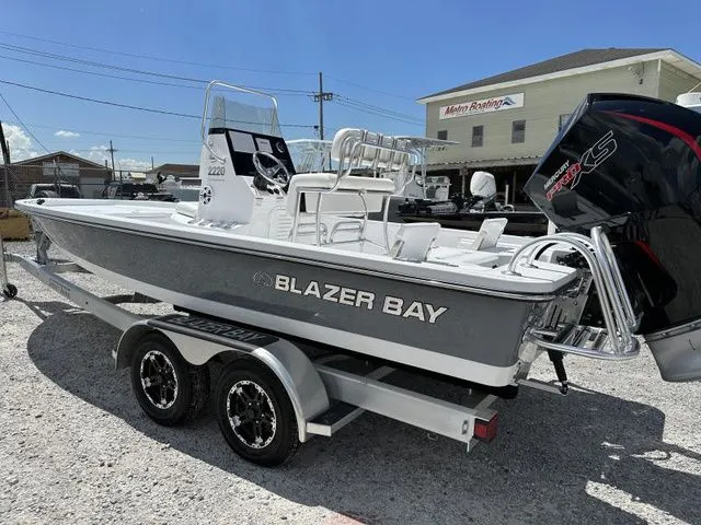 Slide: The Image of Blazer 2220 Fisherman 2023 - 5