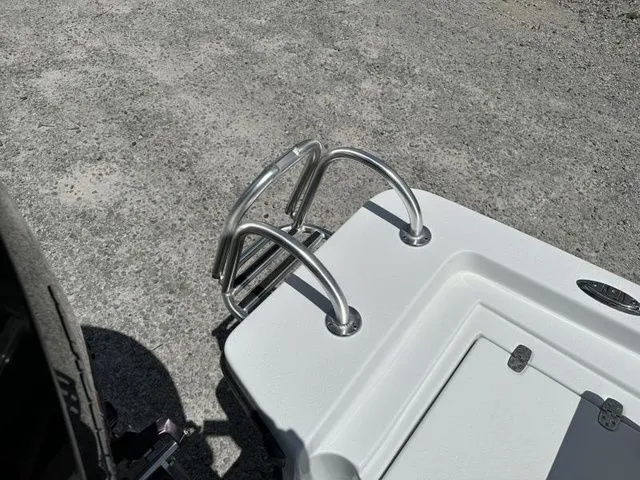 Slide: The Image of Blazer 2220 Fisherman 2023 - 6