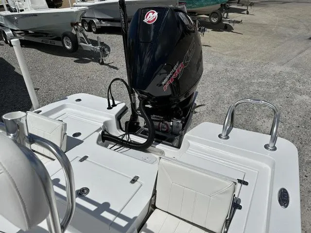 Slide: The Image of Blazer 2220 Fisherman 2023 - 7