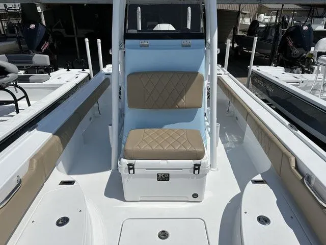 Slide: The Image of Blazer Bay 2440 2023 - 10