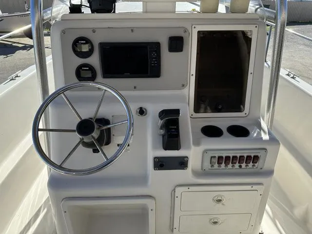 Slide: The Image of Pro-Line 240 Sportsman 1995 - 10