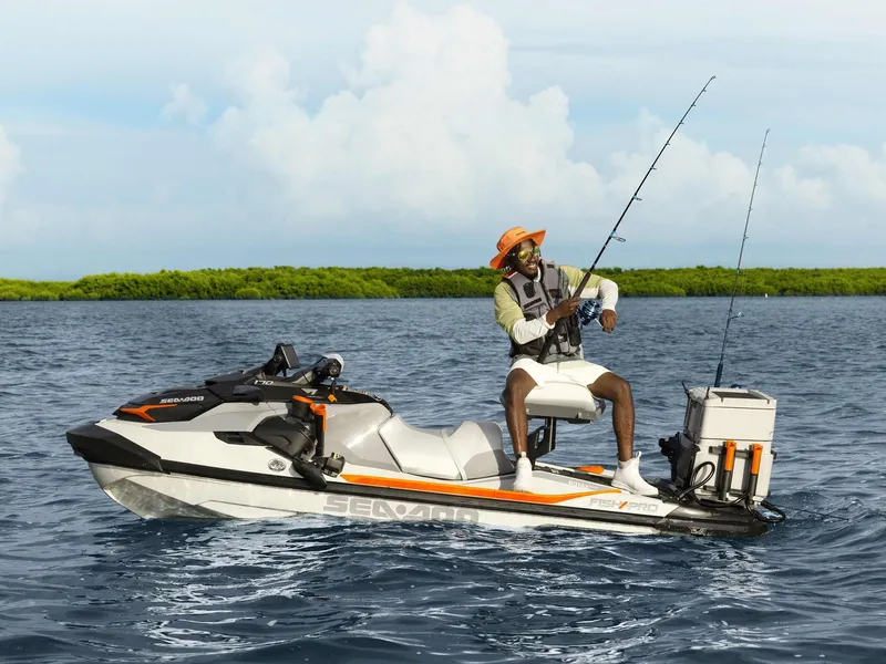 Slide: The Image of Sea-Doo FishPro Trophy 170 iDF iBR Tech Package 2024 - 20