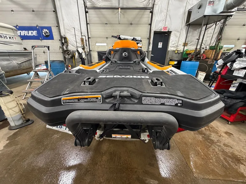 Slide: The Image of Sea-Doo FishPro Trophy 170 iDF iBR Tech Package 2024 - 3