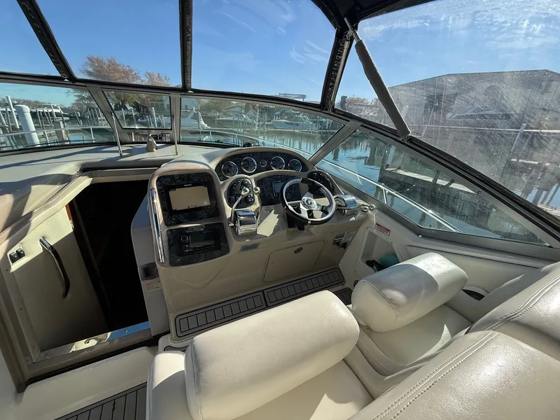 Slide: The Image of Sea Ray Sundancer 320 2003 - 12