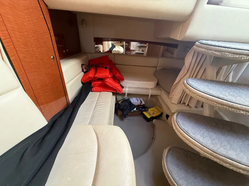 Slide: The Image of Sea Ray Sundancer 320 2003 - 18