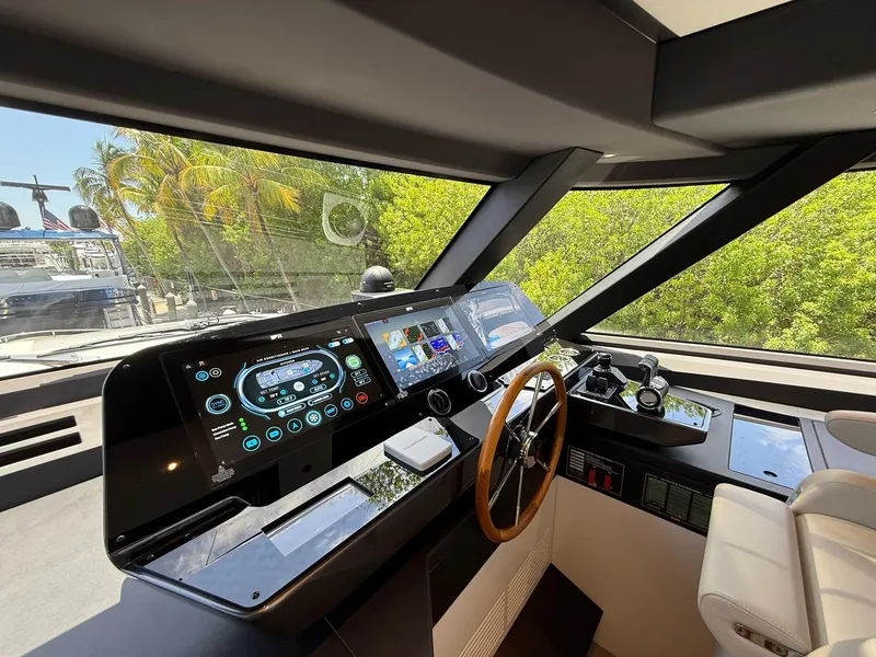 Slide: The Image of Azimut Magellano 25M 2026 - 54