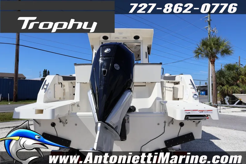 Slide: The Image of 2025 Trophy T 25 Pilothouse boat with powerful outboard motor, displayed at Antonietti Marine. - 5
