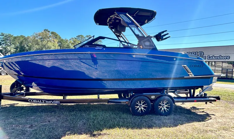 Slide: The Image of Cobalt R8 Surf 2026 - 4