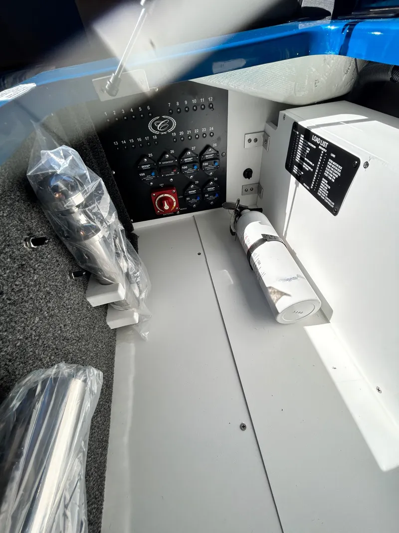 Slide: The Image of Cobalt R8 Surf 2026 - 65