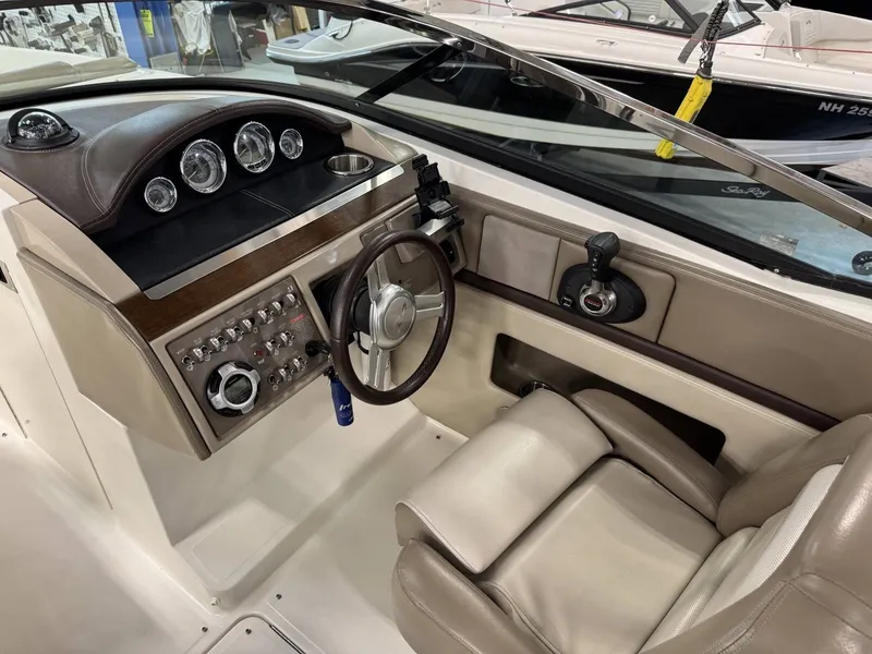 Slide: The Image of Sea Ray 250 SLX 2012 - 11