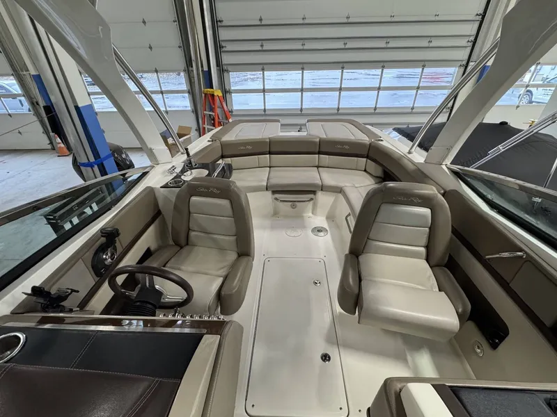 Slide: The Image of Sea Ray 250 SLX 2012 - 8