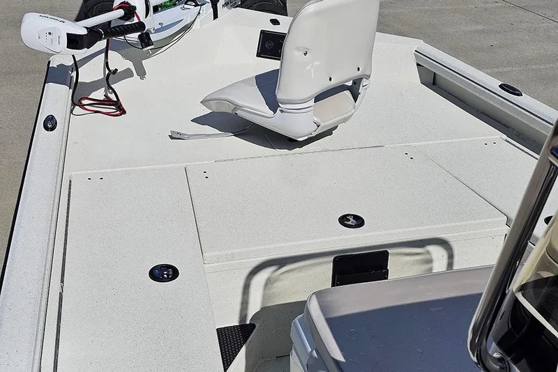 Slide: The Image of 2026 Ranger RB190 boat deck with seating and trolling motor. - 19