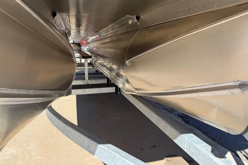 Slide: The Image of 2026 Avalon Catalina Quad Lounger Windshield pontoon boat underside view. - 76
