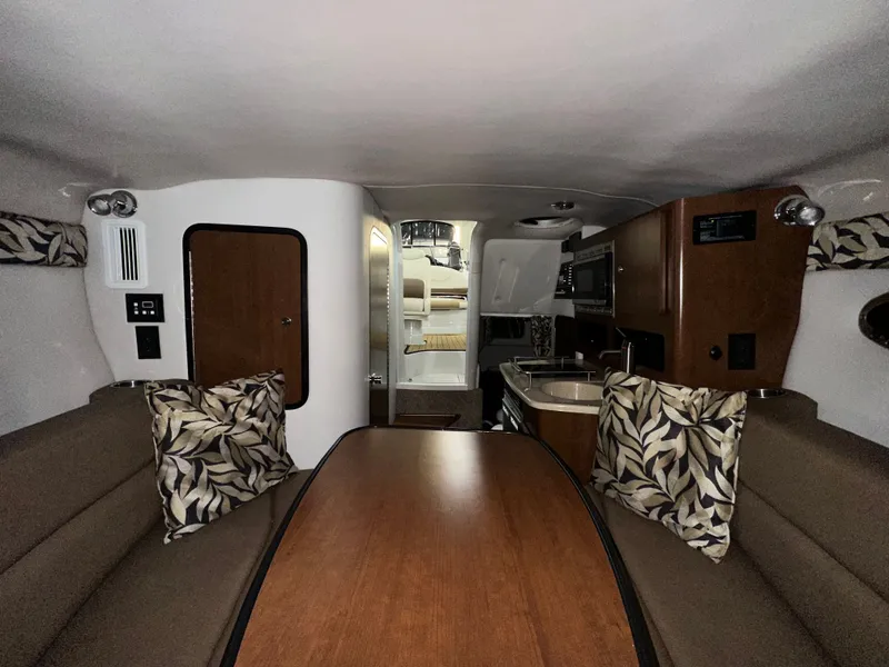 Slide: The Image of Crownline Boats 264 CR 2021 - 16