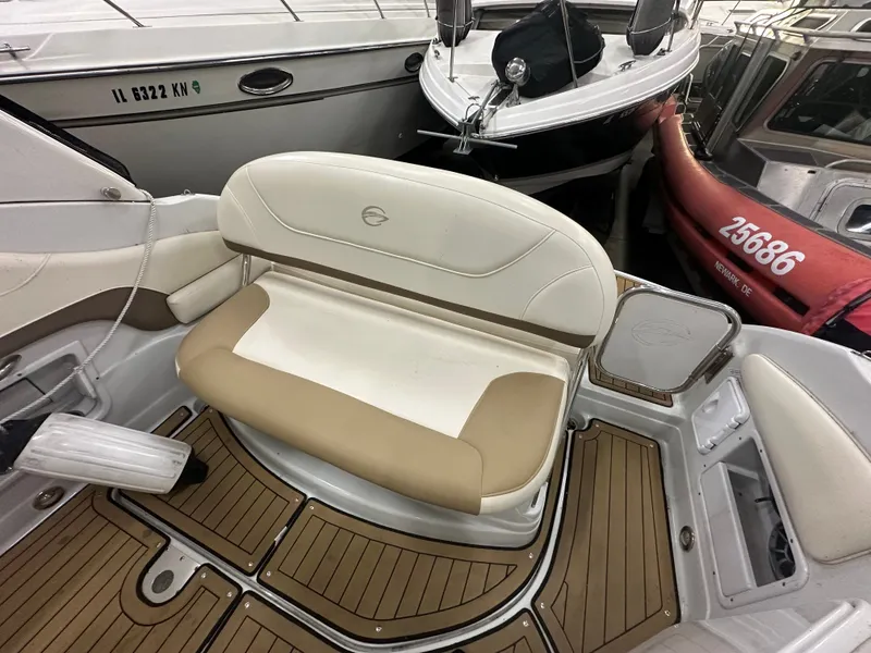 Slide: The Image of Crownline Boats 264 CR 2021 - 5