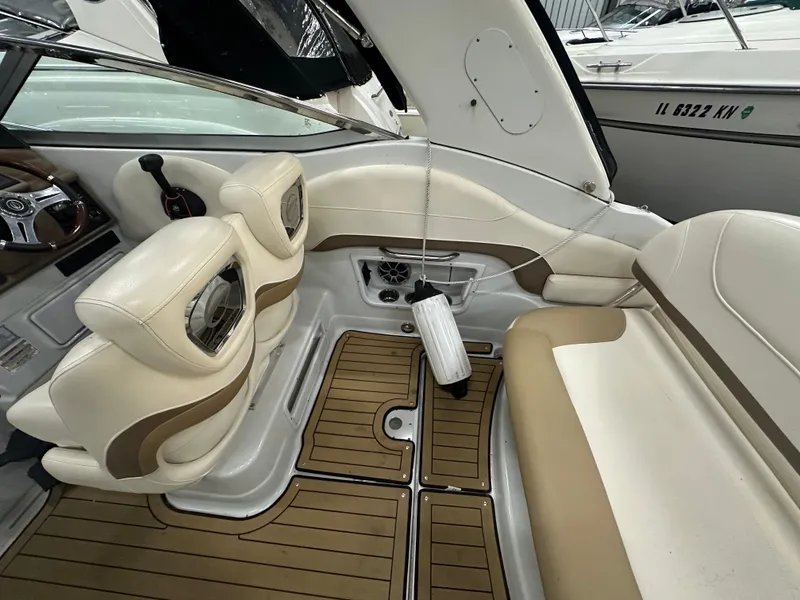 Slide: The Image of Crownline Boats 264 CR 2021 - 6