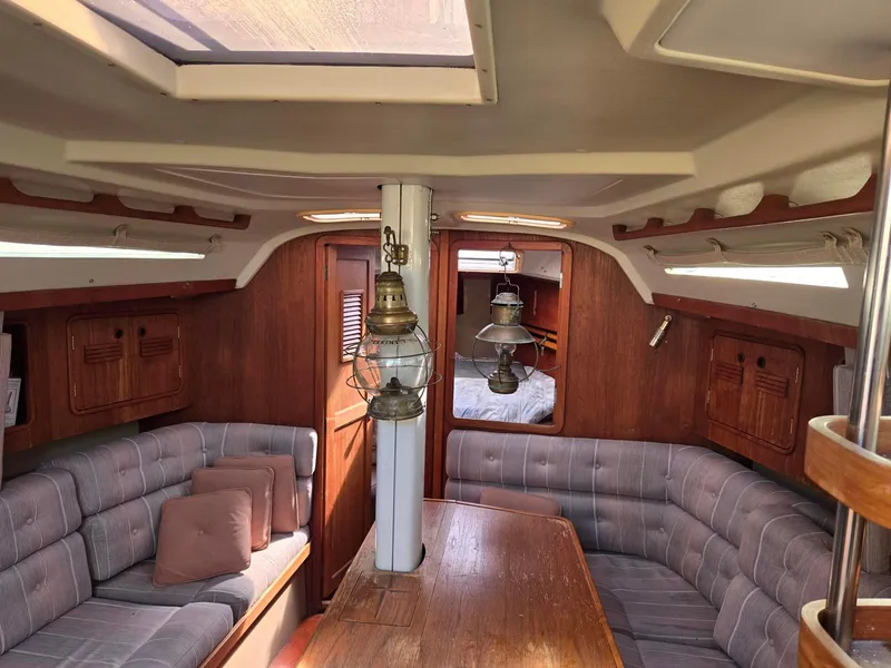 Slide: The Image of Salon and interior seating - 21