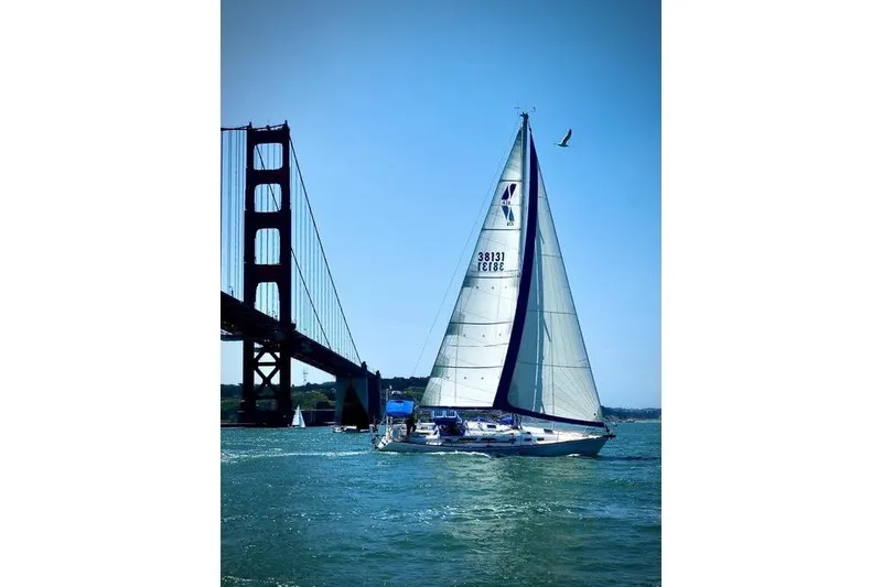 The Image of Sailboat Sabre 426 (2003) near Golden Gate Bridge on a sunny day. - 0