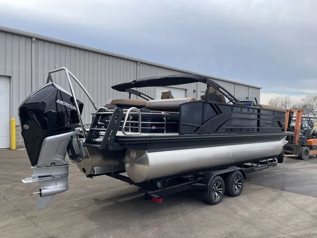 Slide: The Image of Bennington S Swingback 23 SSB 2026 - 41