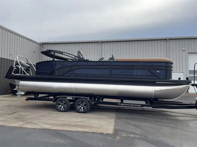 Slide: The Image of Bennington S Swingback 23 SSB 2026 - 48